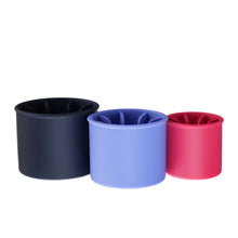 Lade das Bild in den Galerie-Viewer, Braids & Freckles • Magnetic C Holder Set